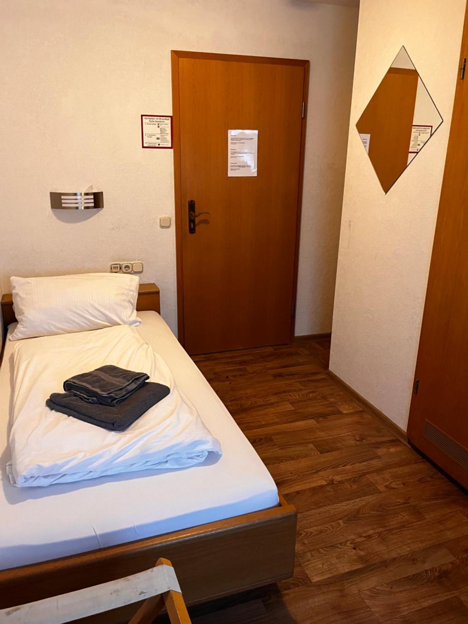 Hotel Zur Post Limburg Bad Camberg Hunfelden Extérieur photo