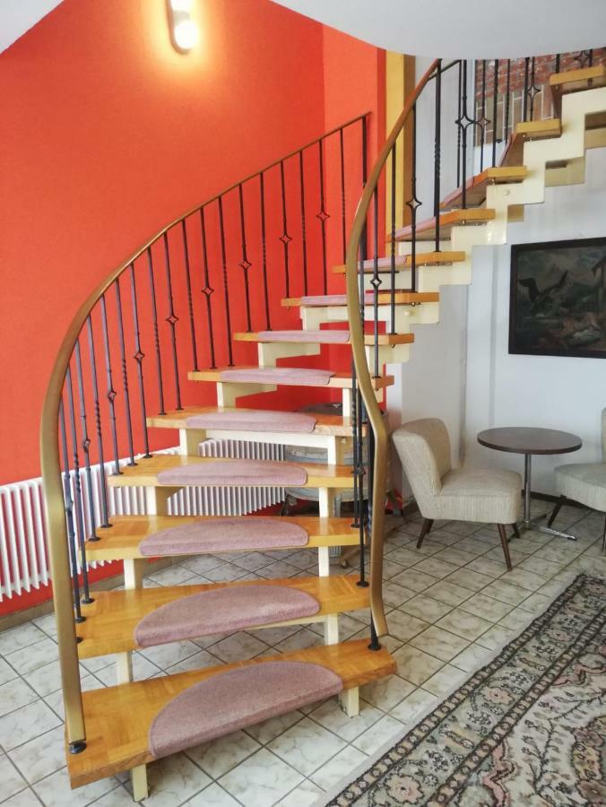 Hotel Zur Post Limburg Bad Camberg Hunfelden Extérieur photo